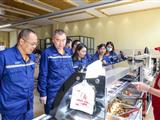 职工代表“食”处着力走进食堂提建议