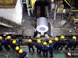 重庆钢铁首卷不锈钢复合钢卷产品试轧成功